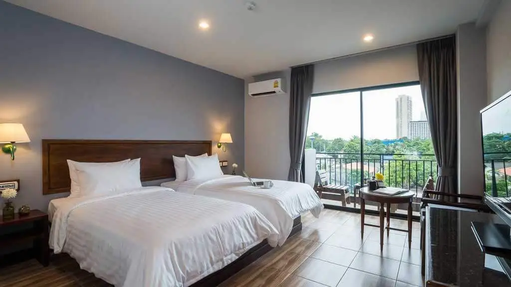 Номер отеля Savotel с двумя кроватями